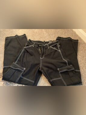 Divided H&M Women’s Straight Leg Black Jeans with White Contrast Stitching